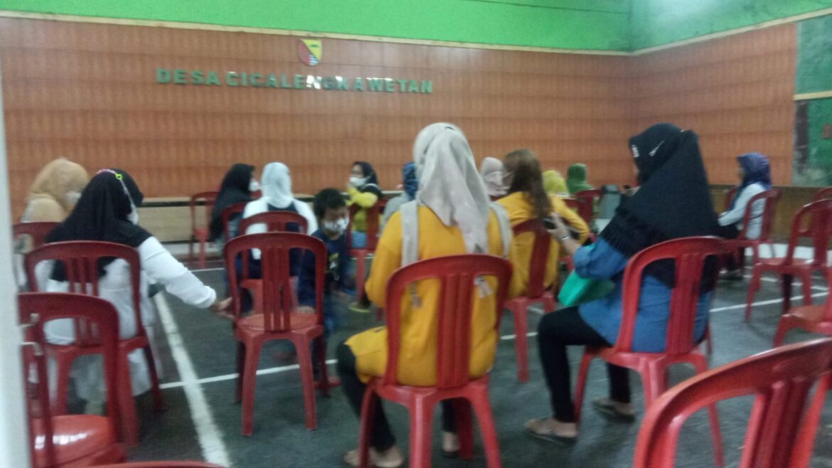 Desa Ciwet Realisasikan Program BPNT dan BLT Migor  ke 677 KPM
