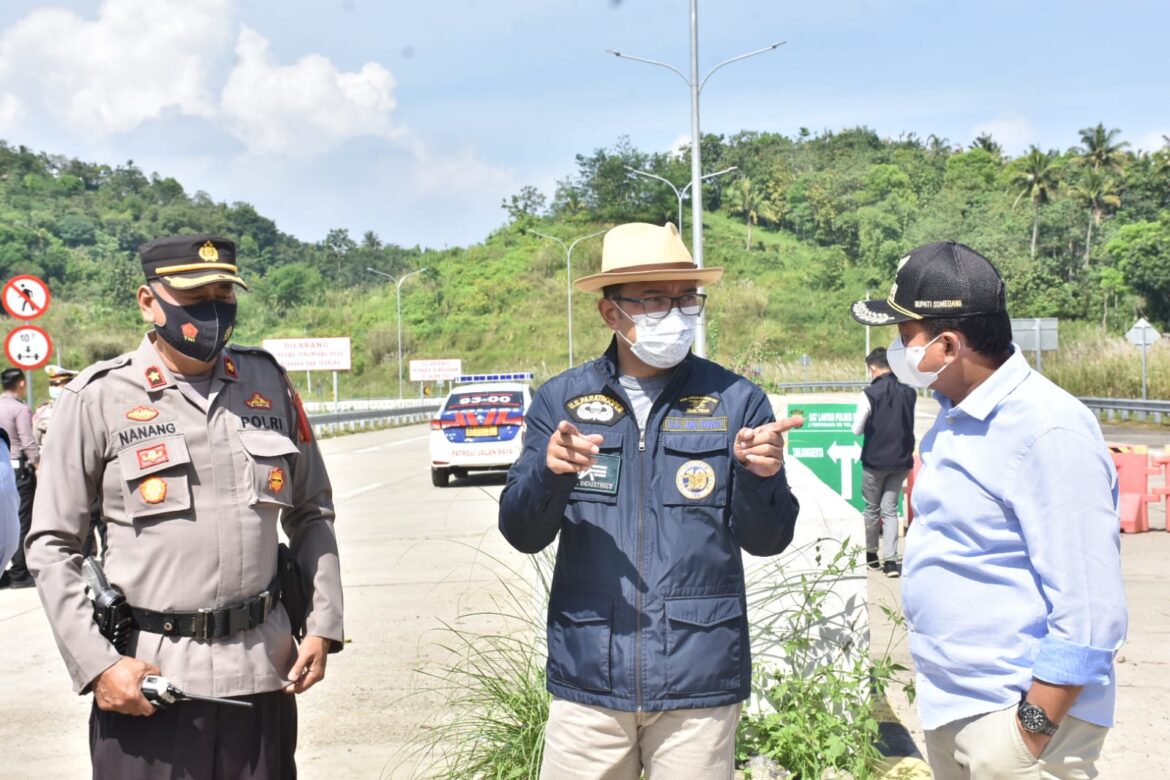 Bupati Sumedang Dampingi Gubernur Tinjau Kesiapan Tol Cisumdawu