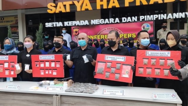 Polisi Tangkap 27 Tersangka Kasus Narkoba di Dua Lokasi