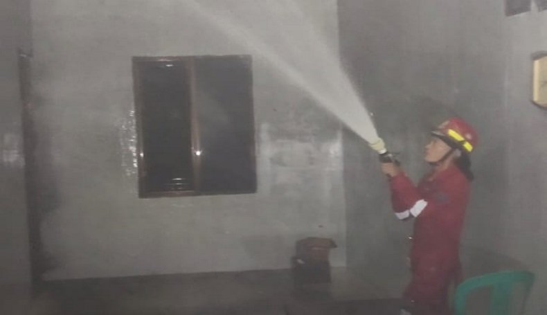 Kantor Pasar Bugel Indramayu Terbakar, Diduga akibat Puntung Rokok