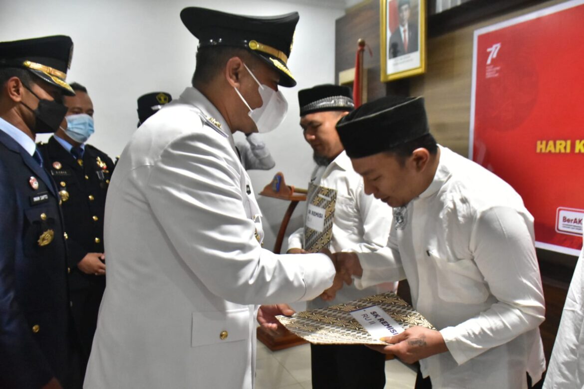 Pada Peringatan HUT ke-77 RI, 112 Warga Binaan Dapat Remisi Umum