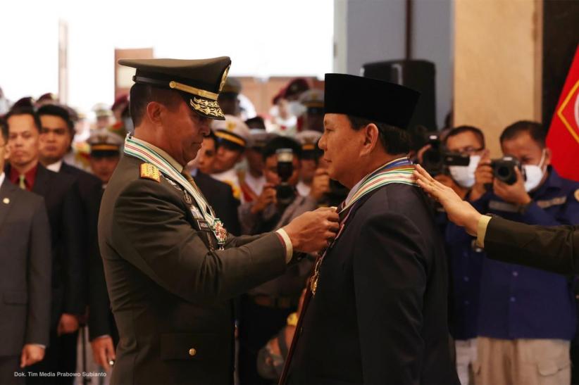 Prabowo Terima Empat Bintang Kehormatan Utama Sekaligus