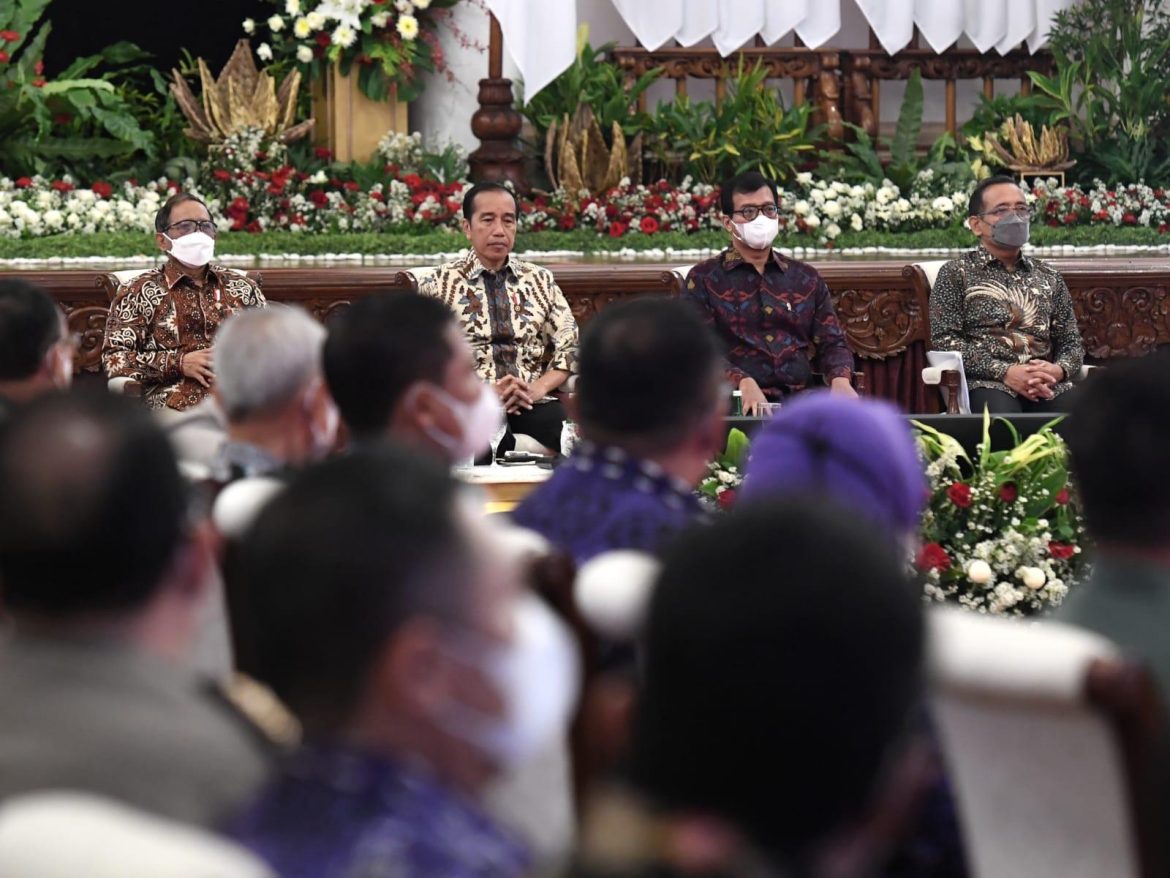 Presiden Jokowi Sampaikan Sejumlah Arahan Kepada Peserta PPRA LXIII dan LXIV Lemhannas