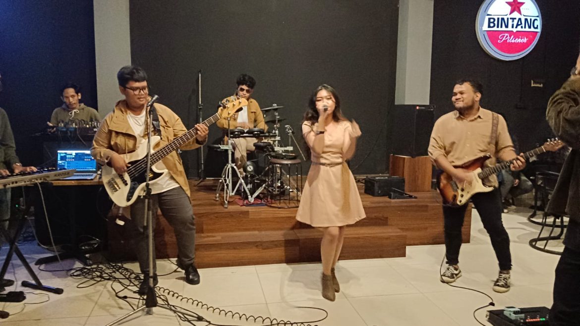 Savory Band Comeback di Café Beer House AZYX Semarang
