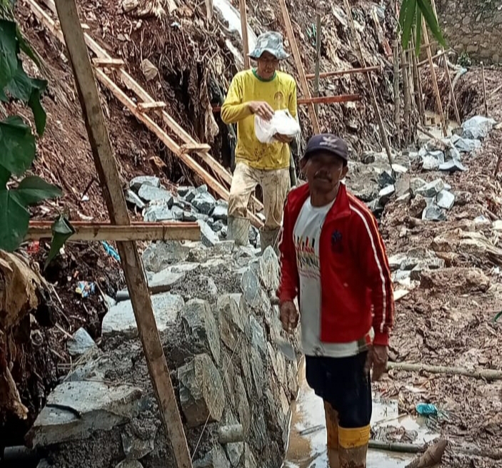 Pembangunan TPT Sungai Cipesing Desa Banjaran Wetan Punyai Nilai Estetika