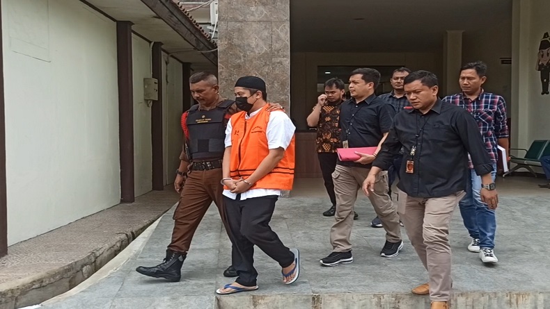 Kejaksaan Tangkap Eks Kades Tegalpanjang Sukabumi