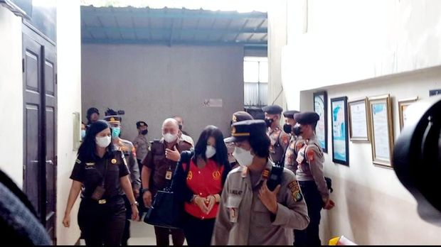 Tanggapan Eksepsi, Sambo dan Putri Tiba di PN Jaksel