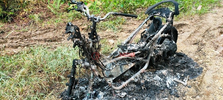 Di Tinggal Mancing Motor N-MAK Milik Adi Diduga Di Bakar OTK