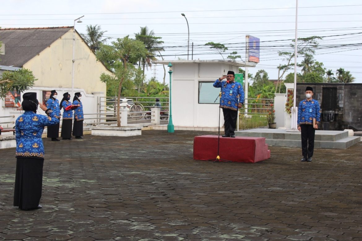 Kantor Imigrasi Cilacap Menggelar Upacara Peringatan Hari Ibu Dalam Peran Dan Karya Untuk Bangsa