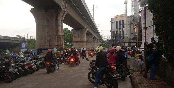 Warga Bandung Panik Saat Diguncang Gempa