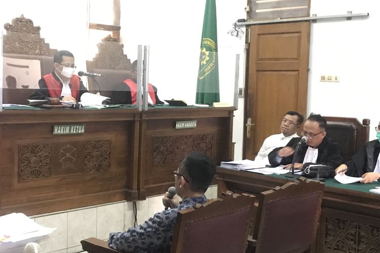 Eks Petinggi ACT Novariyadi Imam Jalani Sidang Vonis