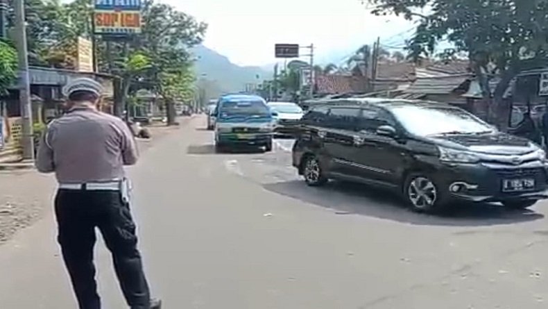 Garut Macet, Kendaraan Dialihkan ke Jalur Lingkar Kadungora