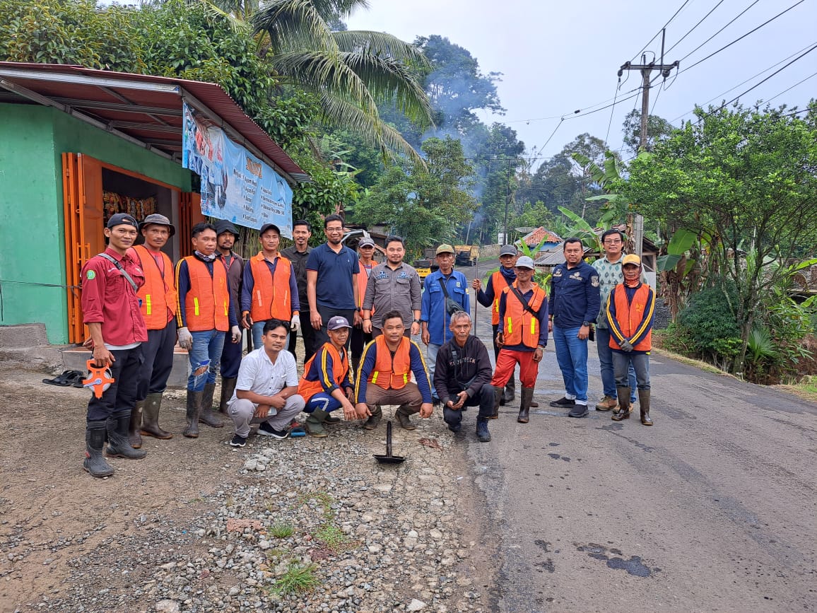 Jadi Prioritas Pembangunan, DPUPR Banten Tinjau Ruas Jalan Ciparay-Cikumpay