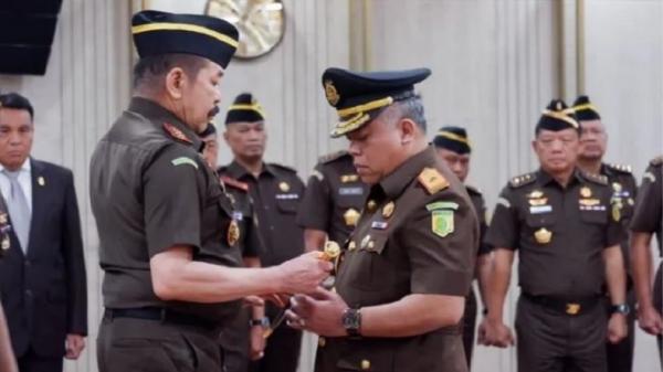 Harli Siregar Dilantik Jadi Kepala Kejati Papua Barat