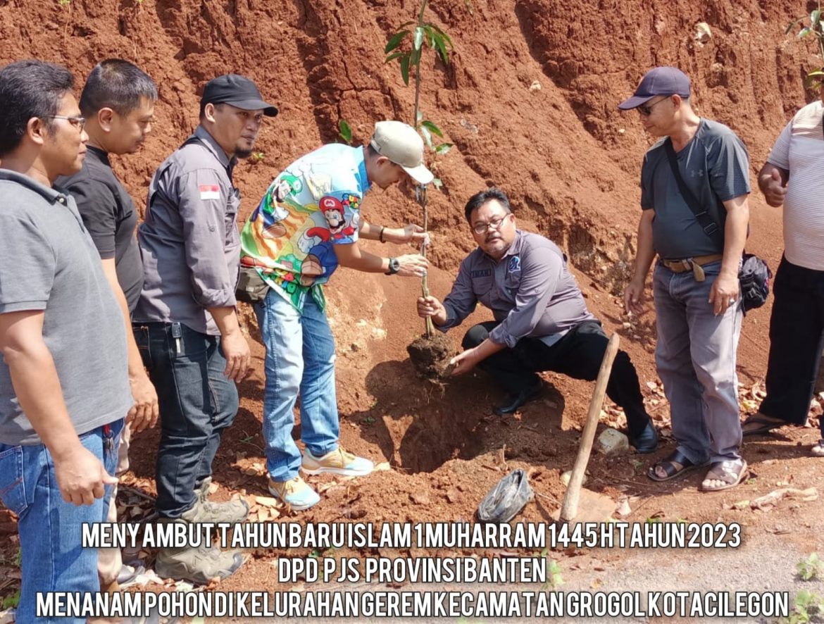 DPD PJS Provinsi Banten Peringati 1 Muharam 1445 H, PJS Banten Sedekah Pohon di Cikuasa