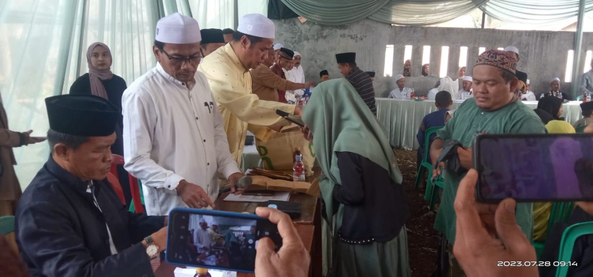 Giat Santunan Warga Bojong Koneng dan Para Donatur Peringati 10 Muharram 