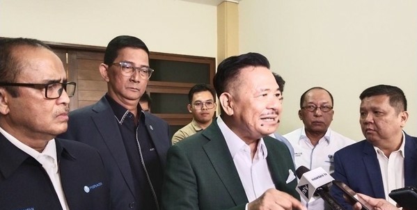 Otto: Aparat Tak Asal Geledah Kantor Advokat