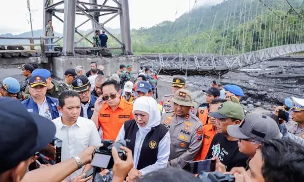 Pemprov Jatim Bangun 2 Jembatan Rusak akibat Banjir Lahar Dingin Gunung Semeru