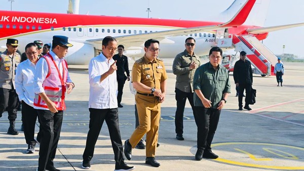 Jokowi Tinjau Pasar hingga Resmikan Tol Cisumdawu