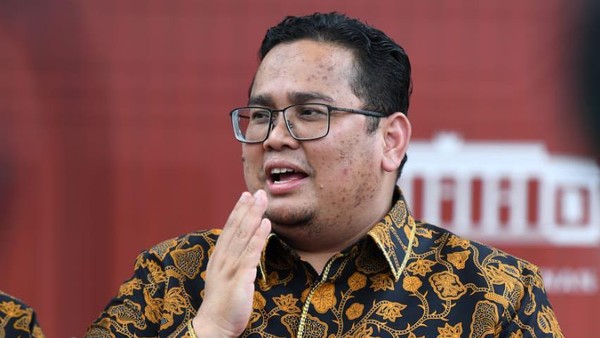 Peserta Pemilu Pasang Spanduk, tapi Tanpa Ajakan Memilih