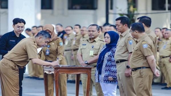 ASN Kota Bandung Teken Pakta Integritas dan Ikrar Pemilu Netral