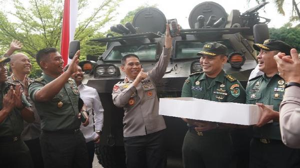 Kasdam Siliwangi Geruduk Polda Jabar