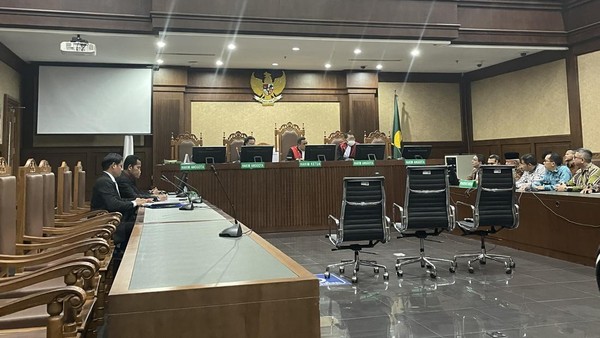 Sidang Gugatan Rp 1 T Panji Gumilang Ditunda