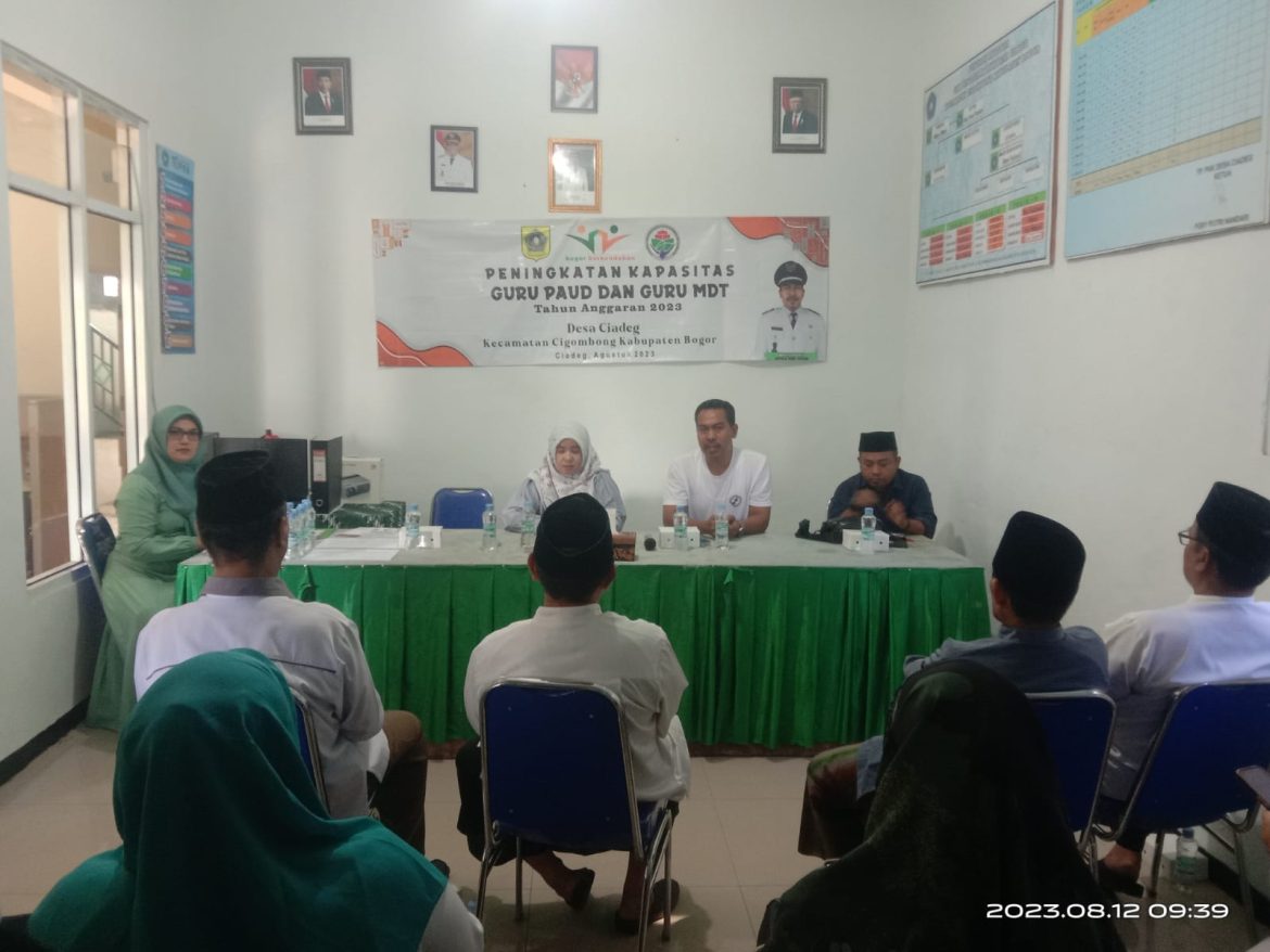 Pemdes Ciadeg Realisasikan Bantuan Untuk Peningkatan Guru PAUD Dan MD