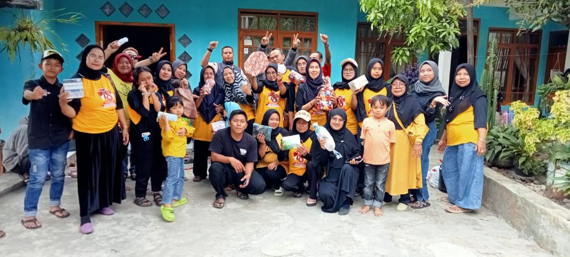 Keluarga Besar Mama Madtho’ir Peringati HUT 78 RI 