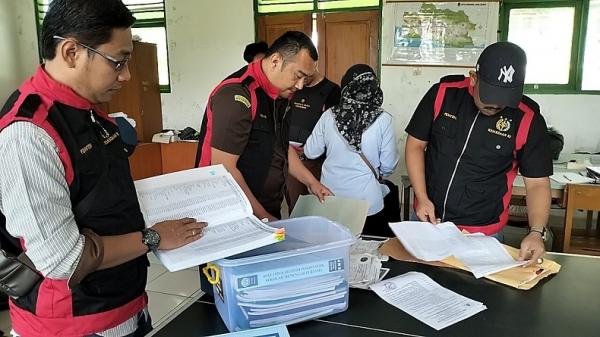 Kejari Cibadak Geledah SMP Islam Kandungan, Diduga Manipulasi Data