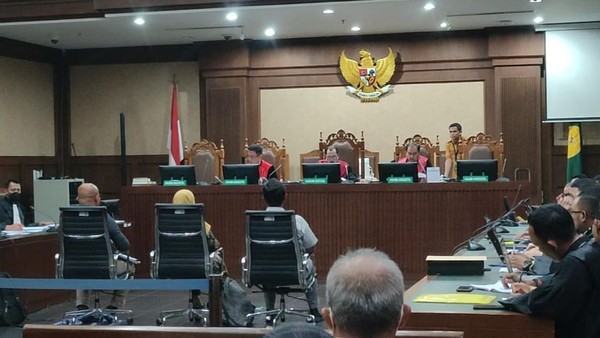 Hakim Emosi di Sidang, Tak Habis Pikir Proyek BTS Dikorupsi