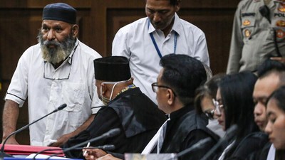 Lukas Enembe Jalani Sidang Tuntutan Hari Ini