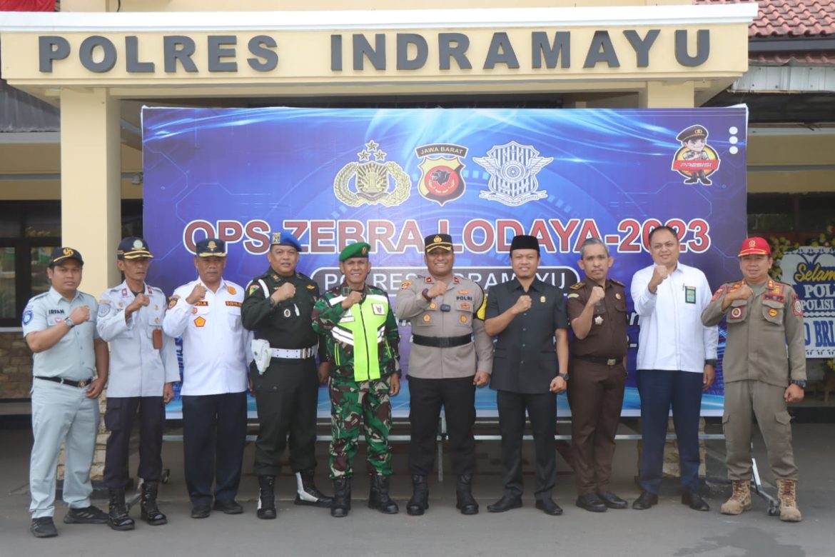 Polres Indramayu Laksanakan Apel Gelar Pasukan Ops Zebra Lodaya 2023 