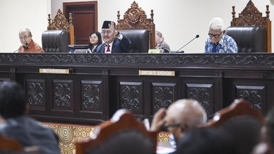 Anwar Usman Langgar Etik, Dicopot dari Ketua MK