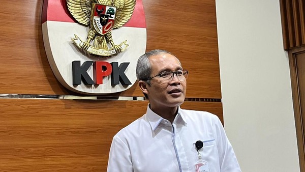 KPK Sebut Sudah Ada Tersangka Kasus Korupsi APD di Kemenkes