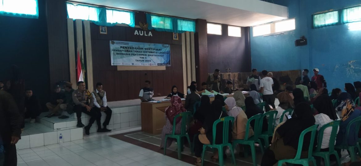 Pemdes Sindanggalih Giat Pembagian Program PTSL TA 2024 Gelombang I Tahap 2