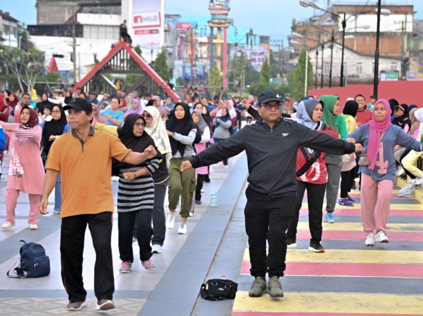 PJ Walikota Giat Car Free Day Bersama OPD, Perbankan dan Warga Sekitar