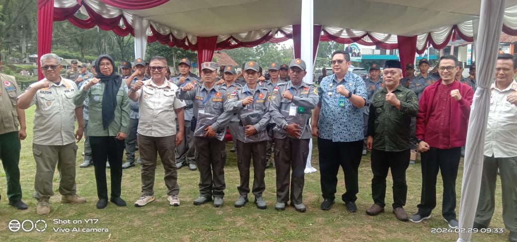 30 Linmas Kecamatan Cigombong Ikut Pelatihan Program Strategis Satpol-PP Jabar