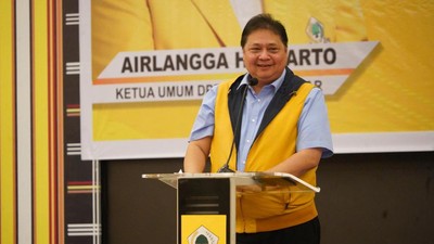 Airlangga Bantah Bansos Masuk Kantor Golkar DIY