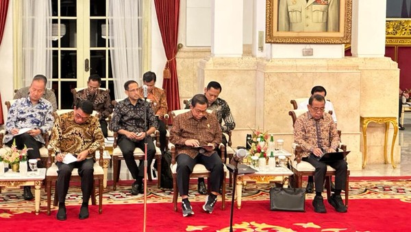 Jokowi Pimpin Sidang Kabinet Paripurna