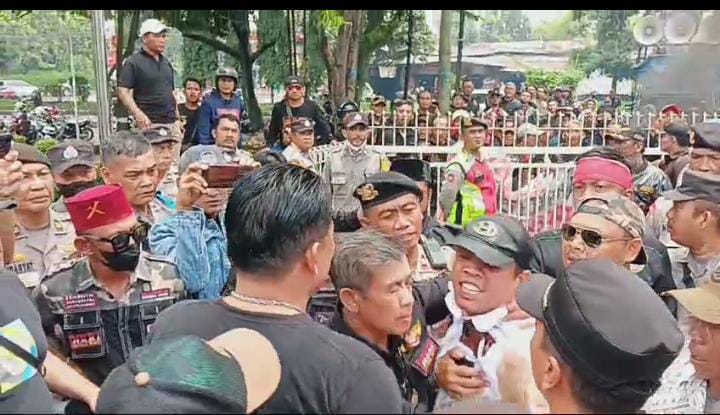 Putusan PN Ciamis tidak Digubris, DPP MGP Geruduk Kantor Perhutani Jabar