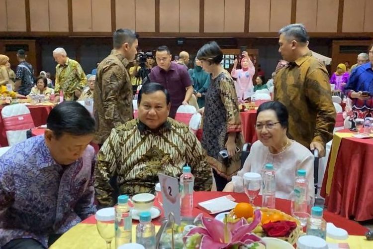 Prabowo-Titiek Hadiri Acara Ulang Tahun Adik Bu Tien