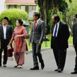 jokowi-dan-para-ketum-parpol-saat-reshuffle-kabinet_169.