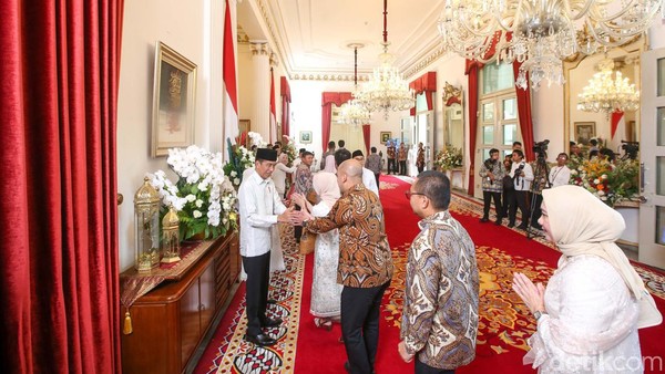 Permintaan Maaf Istana Usai Ricuh di Open House