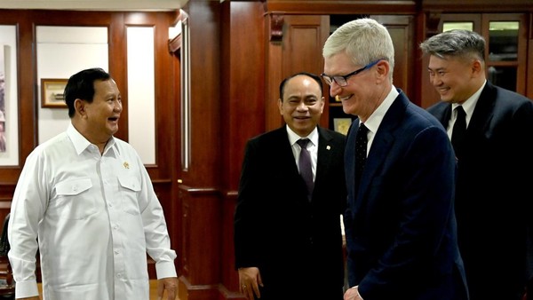 Obrolan Prabowo dengan Bos Apple di Kemhan