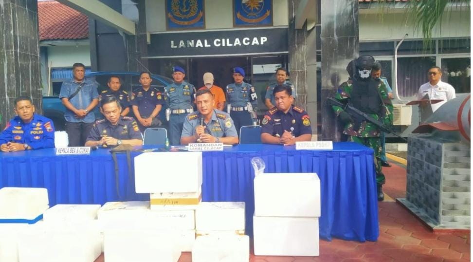 Lanal Cilacap Berhasil Gagalkan Upaya Penyelundupan Ribuan Baby Lobster