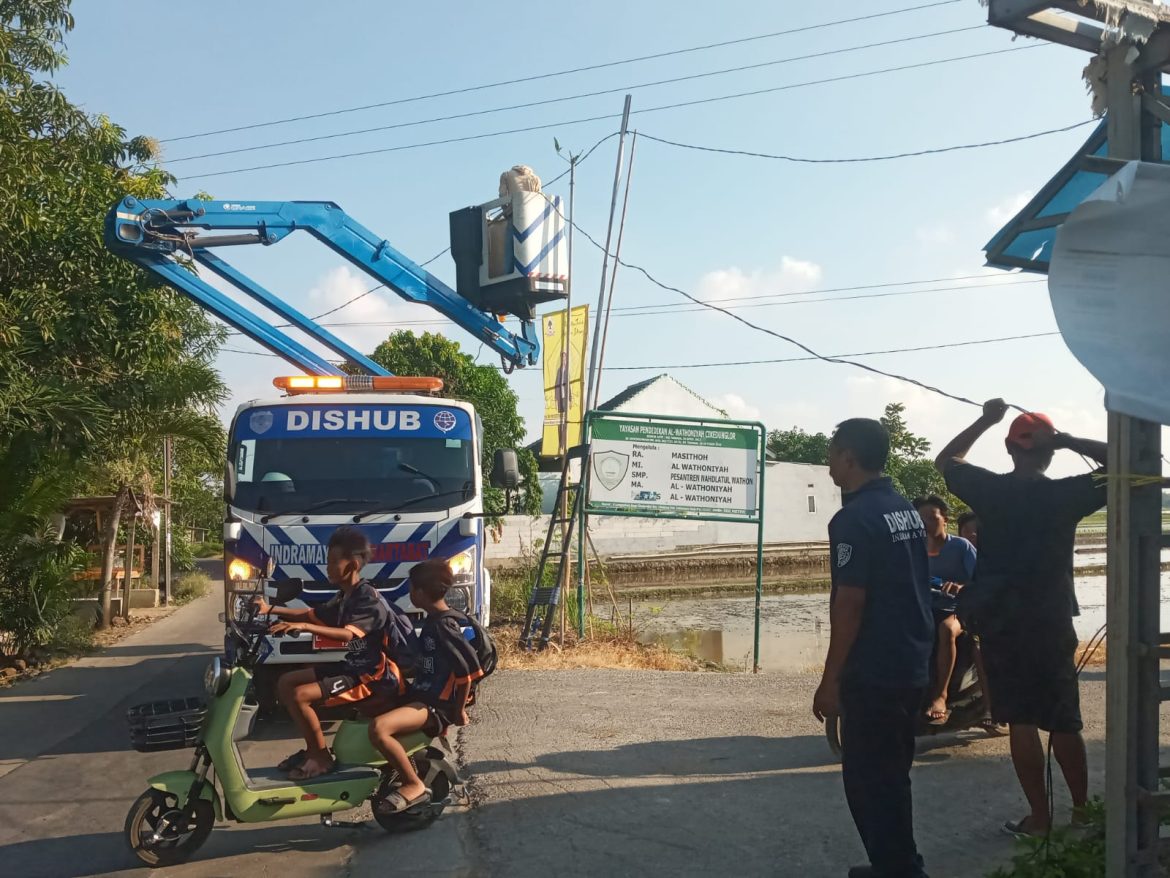 Dishub Targetkan 1.646 PJU Terpasang di Wilayah Kabupaten Indramayu