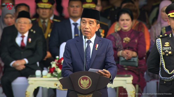 Jokowi Minta Polri Adaptif-Jadi Cooling System