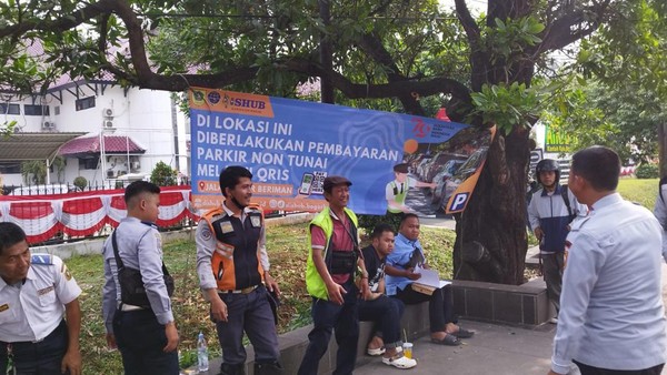 Dishub Bogor Uji Coba Parkir Berbayar di Jalan Tegar Beriman