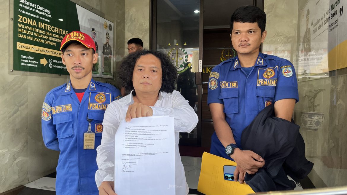 Sandi Butarbutar Laporkan Dugaan Korupsi Damkar Depok ke Kejari